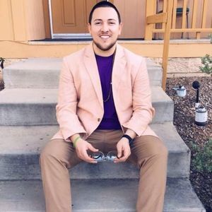 Meet your Posher, Beto